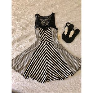 NWT Forever 21 dress